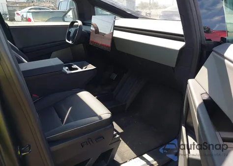 2025 Tesla Cybertruck All-Wheel Drive из США, поврежденный, VIN 7G2CEHED0SA074770